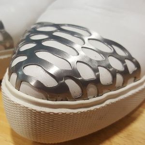 BCBG MAX AZRIA silver framework leather mules